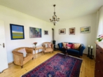 Ihr neues Zuhause: Doppelhaushälfte mit Kamin, Garten, Garage und vielem mehr - Wohnzimmer